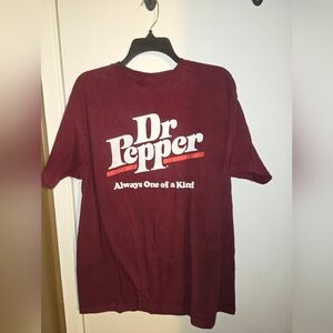 Dr Pepper Men's Short Sleeve Logo Tee - Maroon